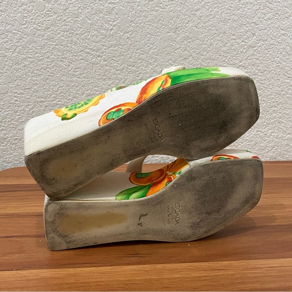 ESCADA White Floral Tropical Beach Wedge Sandals Size 35 1/2 (6-6.5) - Picture 7 of 16
